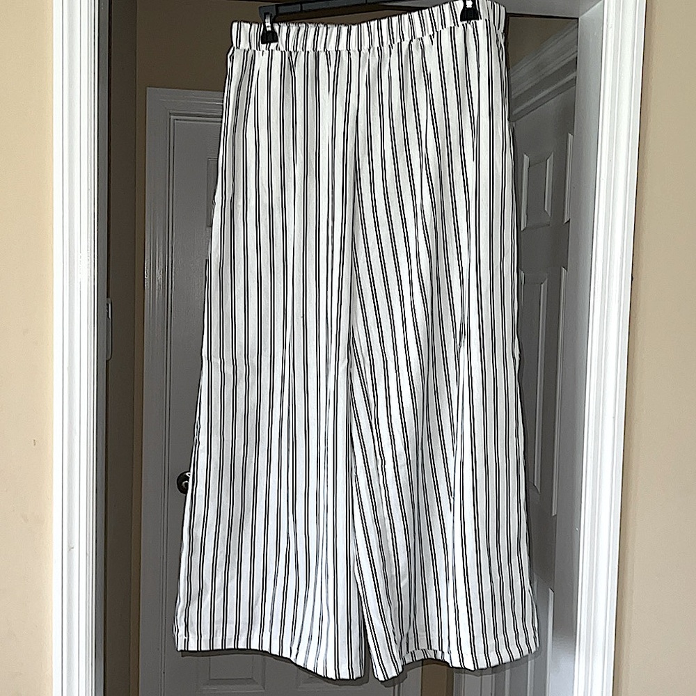 🌸NWOT🌸 Adorable Stripe Print Elastic Wide Leg Trousers With Pockets 2X/16